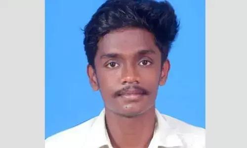 നിയന്ത്രണം തെറ്റിയ ബൈക്ക് വൈദ്യുത പോസ്റ്റിൽ ഇടിച്ച് യുവാവിന് ദാരുണാന്ത്യം; രണ്ട് പേർക്ക് പരിക്ക്