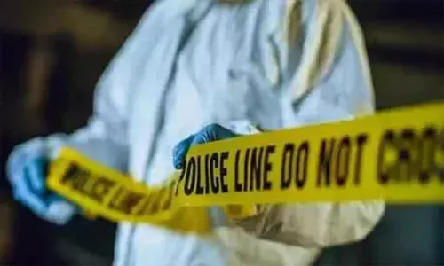 ബലാത്സംഗ ശ്രമം ചെറുത്ത യുവതിയെ യുവാവ് ട്രെയിനിന് മുന്നിലേക്ക് തള്ളിയിട്ട് കൊന്നു; സംഭവം താനെ ദിവ റെയില്‍വേ സ്റ്റേഷനില്‍