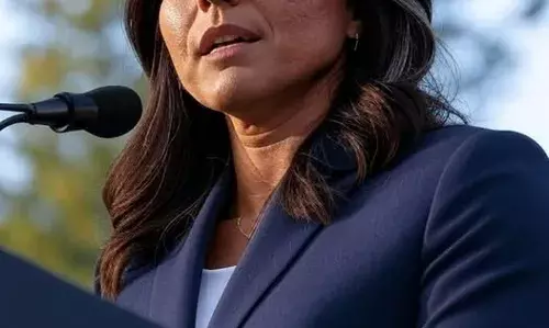 ഒബാമ ഭരണകൂടം ട്രംപിനെതിരെ ഗൂഢാലോചന നടത്തിയതിന് തെളിവുകള്‍ പുറത്തുവിട്ടു തുളസി ഗബ്ബാര്‍ഡ്