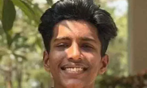 കണ്ണൂരിലെ കുളത്തില്‍ സുള്ള്യ സ്വദേശിയായ ബി.ഡി.എസ് വിദ്യാര്‍ത്ഥി മുങ്ങി മരിച്ചു; അപകടം കൂട്ടുകാര്‍ക്കൊപ്പം നീന്തുന്നതിനിടെ