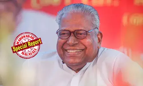 വിഎസിന്റെ മൃതദേഹം മറ്റന്നാള്‍ സംസ്‌കരിക്കും; മൃതദേഹം പഴയ എകെജി സെന്ററിലേക്ക് കൊണ്ടുപോകും; വിഎസിന്റെ വീട്ടില്‍ രാത്രി മുതല്‍ പൊതുദര്‍ശനം; ദര്‍ബാര്‍ ഹാളില്‍ പൊതുദര്‍ശനം നാളെ രാവിലെ മുതല്‍; ആലപ്പുഴയിലേക്ക് വിലാപയാത്ര; വലിയ ചുടുകാട് ശ്മശാനത്തില്‍ ബുധനാഴ്ച വൈകിട്ടോടെ സംസ്‌കാരം