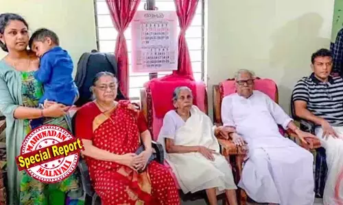 ഓണക്കോടിയുമായി ഇനി ആങ്ങളയെത്തില്ല; അണ്ണന്‍ മടങ്ങിയത് അറിയാതെ, ഒന്നും ഓര്‍ത്തെടുക്കാനാവാതെ ആഴിക്കുട്ടി;  വിഎസിന്റെ മരണവിവരം ആഴിക്കുട്ടിയെ അറിയിച്ചെങ്കിലും പ്രതികരണമില്ല; ടിവിയില്‍ മരണവാര്‍ത്ത കാണിച്ചെങ്കിലും ഭാവഭേദമില്ലാതെ സഹോദരി;  വെന്തലത്തറയിലെ കുടുംബവീട്ടില്‍ ആഴിക്കുട്ടി തനിച്ചാകുമ്പോള്‍