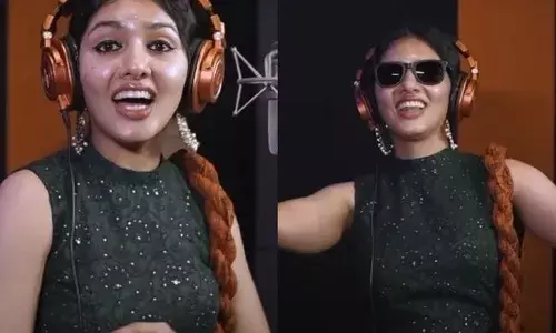 കടത്തനാട്ടെ കളരിയില്‍..; തയ്യല്‍ മെഷീനിലെ ആദ്യഗാനമെത്തി; ആലാപനം ഗായത്രി സുരേഷ്; ചിത്രം ഓഗസ്റ്റ് ഒന്നിന്