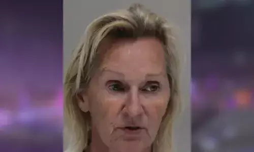 ഡാളസ് ലവ് ഫീല്ഡ് ബോംബ് ഭീഷണി: സ്ത്രീ അറസ്റ്റില് ഡാളസ് ലവ് ഫീല്ഡ് ബോംബ് ഭീഷണി: സ്ത്രീ അറസ്റ്റില്