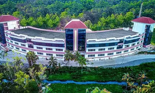 ഡിജിറ്റല്‍ യൂണിവേഴ്‌സിറ്റി ക്യാമ്പസ് നിര്‍മാണത്തിനായി ഭൂമി കൈമാറും; 28 ഏക്കര്‍ ഭൂമി കൈമാറാന്‍ മന്ത്രിസഭാ യോ ഗത്തില്‍ തീരുമാനം