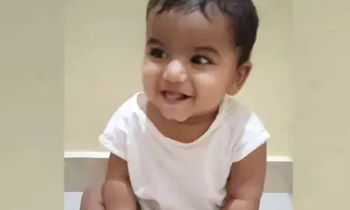 റംബൂട്ടാന്‍ പഴം തൊണ്ടയില്‍ കുടുങ്ങി; പെരുമ്പാവൂരില്‍ ഒരു വയസ്സുകാരന് ദാരുണ മരണം