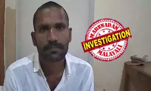 ആശങ്ക ഒഴിഞ്ഞു..? കൊടും കുറ്റവാളി ഗോവിന്ദചാമി പിടിയിലായെന്ന് സൂചന; ജയില്‍ ചാടിയ കൊടുംകുറ്റവാളി കണ്ണൂര്‍ നഗരത്തിലെ തളാപ്പ് ഭാഗത്തെ ഒരു വീട്ടില്‍ ഒളിച്ചിരിക്കുകയായിരുന്നു എന്ന് സൂചന; ഒറ്റക്കെയുള്ള ആള്‍ കാട്ടിലേക്ക് ഓടിപ്പോയെന്ന് നാട്ടുകാര്‍, പ്രദേശം വളഞ്ഞ് പൊലീസ്