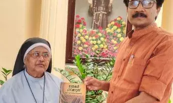മൂന്നര പതിറ്റാണ്ട് മുമ്പ് ശിഷ്യന് അധ്യാപിക അയച്ച കത്ത് ഇനി വായന ലോകത്തിന് സ്വന്തം