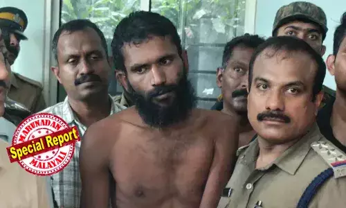 ജയിലഴി മുറിച്ച പാടുകള്‍ തുണി കൊണ്ട് കെട്ടി മറച്ചു; മതില്‍ ചാടാന്‍ പാല്‍പാത്രങ്ങളും ഡ്രമ്മും; ലക്ഷ്യമിട്ടത് ഗുരുവായൂരില്‍ എത്തി മോഷണം നടത്തി സംസ്ഥാനം വിടാനെന്ന് ഗോവിന്ദച്ചാമി; റിമാന്‍ഡിലായ കൊടുംകുറ്റവാളി വീണ്ടും കണ്ണൂര്‍ സെന്‍ട്രല്‍ ജയിലില്‍; വിയ്യൂര്‍ അതിസുരക്ഷാ ജയിലിലേക്ക് മാറ്റിയേക്കും