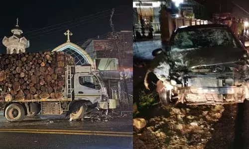 കോട്ടയത്ത് കാറും തടികയറ്റി വന്ന ലോറിയും കൂട്ടിയിടിച്ച് അപകടം; യുവാവ് മരിച്ചു: രണ്ടു പേര്‍ക്ക് പരിക്ക്