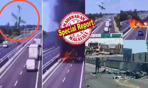 തിരക്കേറിയ ഹൈവേയിലൂടെ കുതിച്ചുപായുന്ന കാറുകൾ; പെട്ടെന്ന് ആകാശത്ത് നിന്ന് കളിപ്പാട്ടം പോലെ കുത്തനെ പതിച്ച് ചെറു വിമാനം; നിമിഷ നേരം കൊണ്ട് കണ്ണിനെ ഇരുട്ടാക്കി തീഗോളം; എല്ലാം കണ്ട് സ്തംഭിച്ച് യാത്രക്കാർ; തിരിച്ചറിയാൻ കഴിയാത്ത വിധം വെന്തു വെണ്ണീറായി ആ രണ്ടുപേർ; നടുക്കുന്ന ദൃശ്യങ്ങൾ പുറത്ത്