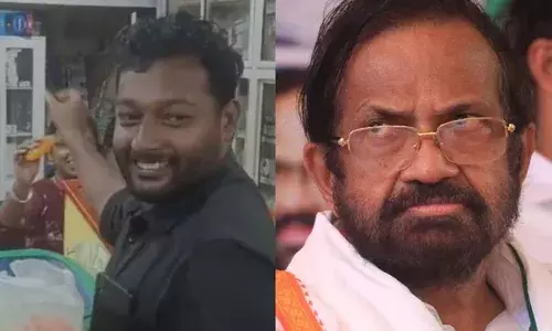 പാലോട് രവിയുടെ രാജിക്ക് പിന്നാലെ മധുരവിതരണം; ജിലേബി വിതരണം ചെയ്ത് യൂത്ത് കോണ്‍ഗ്രസ് നേതാവ്; ദൃശ്യങ്ങള്‍ പുറത്തുവന്നതിന് പിന്നാലെ നടപടി