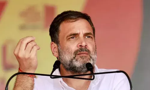 മതസ്വാതന്ത്ര്യം ഭരണഘടനാപരമായ അവകാശം; ന്യൂനപക്ഷങ്ങൾ പീഡിപ്പിക്കപ്പെടുന്നു, നിശബ്ദത പാലിക്കില്ല; മലയാളി കന്യാസ്ത്രീകളെ അറസ്റ്റ് ചെയ്ത സംഭവത്തിൽ പ്രതികരിച്ച് രാഹുൽ ഗാന്ധി