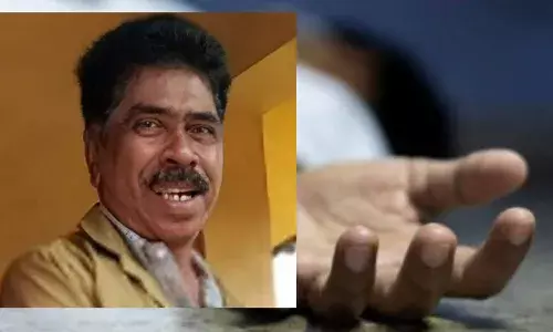 പുതുശ്ശേരിക്കടവിൽ പഞ്ചായത്ത് തോണി മറിഞ്ഞ് അപകടം; ഓട്ടോ ഡ്രൈവർക്ക് ദാരുണാന്ത്യം; കുട്ടിയുള്‍പ്പടെ അഞ്ചു പേർ രക്ഷപ്പെട്ടു