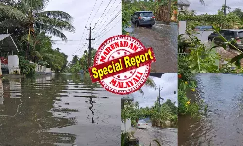 ആനവണ്ടി പോലും ഇതുവഴി വരാൻ ഒന്ന് മടിക്കും; കുട്ടികളെ സ്ക്കൂളിൽ വിടാൻ മാതാപിതാക്കൾക്ക് പേടി; മഴ പെയ്താൽ പിന്നെ തീർന്നു; താഴ്ന്ന അവസ്ഥയിൽ വർഷങ്ങൾ പഴക്കമുള്ള ഒരു റോഡ്; പലയിടത്തും വെള്ളക്കെട്ട്; ആരും തിരിഞ്ഞുനോക്കുന്നില്ലെന്നും പരാതി; ദുരിതം പേറി കാരിക്കുഴിയിലെ ജനങ്ങൾ