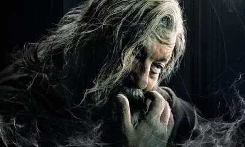 പവർഹൗസ് ആൻഡ് വേഴ്സറ്റൈൽ ആക്ടർ സഞ്ജു ബാബ;  രാജാസാബിലെ സഞ്ജയ് ദത്തിന്റെ ഫസ്റ്റ് ലുക്ക് പുറത്ത്