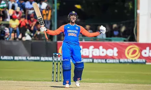 ടി20യില്‍ അഭിഷേക് ശര്‍മ ഒന്നാമത്; ട്രാവിസ് ഹെഡിനെ പിന്തള്ളി നേട്ടം; ടെസ്റ്റ് ഓള്‍ റൗണ്ടറില്‍ നമ്പര്‍ വണ്‍ രവീന്ദ്ര ജഡേജ; ബാറ്റര്‍ ജോ റൂട്ട്; ബൗളര്‍മാരില്‍ എതിരാളികളില്ലാതെ ബുംറ