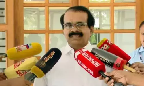 കന്യാസ്ത്രീകളുടെ അറസ്റ്റ്: പ്രശ്നപരിഹാരത്തിന് ബിജെപി മാത്രമാണ് ആത്മാര്‍ഥമായി ശ്രമിക്കുന്നത്; ബാക്കിയുള്ളവരെല്ലാം കന്യാസ്ത്രീകളെ എത്രനാള്‍ ജയിലില്‍ ദീര്‍ഘനാള്‍ കിടത്താം എന്നുള്ള ശ്രമത്തിലാണെന്ന് ജോര്‍ജ്ജ് കുര്യന്‍;  ഛത്തീസ്ഗഢില്‍ ഉണ്ടായ വിഷയം സഭകളെ ബോധ്യപ്പെടുത്തുമെന്നും കേന്ദ്രമന്ത്രി