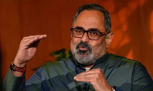കഴുകന്‍ രാഷ്ട്രീയം വിലപ്പോകില്ല; കോണ്‍ഗ്രസും ഇടതുപക്ഷവും നടത്തുന്നത് വെറും നാടകവും അവസരവാദ രാഷ്ട്രീയവും; ചതിക്കെണിയില്‍ വീണു പോകരുത്; വിഷയത്തെ രാഷ്ട്രീയവല്‍ക്കരിച്ച് അതിലൂടെ നേട്ടമുണ്ടാക്കാനാണ് കോണ്‍ഗ്രസ് ശ്രമിക്കുന്നത്: രാജീവ് ചന്ദ്രശേഖര്‍