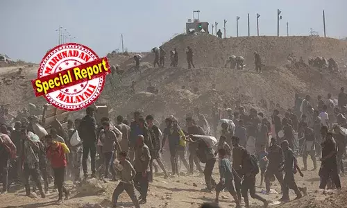 ആരും ഭക്ഷണം കഴിക്കാന്‍ ജീവന്‍ പണയപ്പെടുത്തരുത്!  ചീറിപ്പാഞ്ഞെത്തുന്ന വെടിയുണ്ടകള്‍ക്ക് നടുവിലും ഭക്ഷണത്തിനായി ഓടിയെത്തുന്ന ആയിരങ്ങള്‍; വെടിയൊച്ച കേട്ടിട്ടും പിരിഞ്ഞുപോകാത്തവര്‍; ഗാസയിലെ പട്ടിണിയില്‍ വാക്‌പോരിനിടെ പലസ്തീനികള്‍ ദൈന്യചിത്രം പങ്കുവച്ച് യു എന്‍