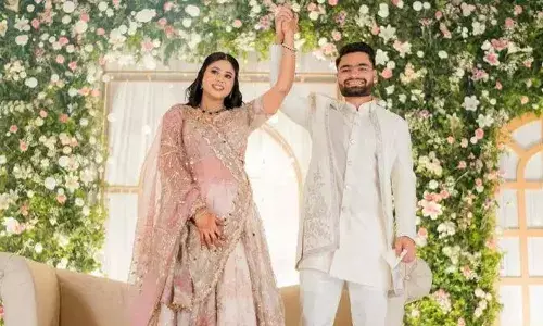 സമാജ് വാദി പാര്‍ട്ടി എം.പിയുമായി വിവാഹം ഉറപ്പിച്ചു; തെരഞ്ഞെടുപ്പ് കമ്മീഷന്‍ കാമ്പയിനില്‍നിന്നും റിങ്കു സിങ് പുറത്ത്