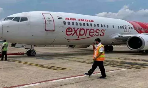 ഇടയ്‌ക്കൊന്ന് ഉറങ്ങി പോയി; യാത്രക്കാരൻ ഇറങ്ങിയത് മറ്റൊരിടത്ത്; അധിക ആളുണ്ടെന്ന് അധികൃതർ മനസ്സിലാക്കിയത് യാത്രാമധ്യേ; മറ്റൊരു വിമാനമൊരുക്കി എയർ ഇന്ത്യ