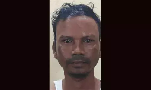 പത്തനംതിട്ട സ്വകാര്യ ബസ് സ്റ്റാന്‍ഡിലെ വെയിറ്റിങ് ഷെഡില്‍ സ്ത്രീകള്‍ക്ക് നേരെ അശ്ലീല ചേഷ്ടകളും അസഭ്യ വര്‍ഷവും; പോലീസ് പൊക്കിയപ്പോള്‍ വയനാട് വെള്ളമുണ്ട സ്റ്റേഷനിലെ എല്‍ പി കേസില്‍ 12 വര്‍ഷമായി മുങ്ങി നടന്ന ബീഹാര്‍ സ്വദേശി അറസ്റ്റില്‍