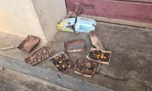 അഹമ്മദാബാദിലുള്ള സൈനികന്‍ നാട്ടിലേക്കയച്ച പാഴ്സലില്‍ പെല്ലറ്റും മരുന്നും; പോസ്റ്റ് ഓഫീസില്‍ സീല്‍ ചെയ്തപ്പോള്‍ വലിയ ശബ്ദവും പുകയും; പാഴ്സല്‍ വലിച്ചെറിഞ്ഞ് ജീവനക്കാര്‍; പെല്ലറ്റ് പോലീസ് കസ്റ്റഡിയില്‍ എടുത്തു