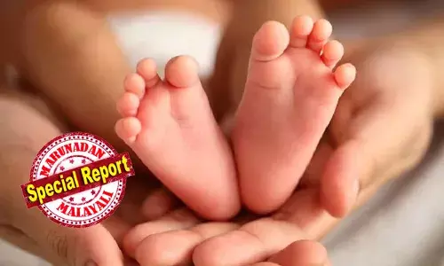 ആണ്‍സുഹൃത്തില്‍ ജനിച്ച കുഞ്ഞിനെ മാനിഹാനി ഭയന്ന്  മറ്റൊരാള്‍ക്ക് കൈമാറി ഒഴിവാക്കി;  കുഞ്ഞിനെ യുവതി അപായപ്പെടുത്തിയേക്കുമെന്ന രഹസ്യ വിവരത്തില്‍ അന്വേഷണം;  നവജാത ശിശുവിനെ വയോധികയ്ക്ക് കൈമാറിയതില്‍ ദുരൂഹത; ആലുവ സ്വദേശിയായ യുവതിയും ആണ്‍സുഹൃത്തും പിടിയില്‍