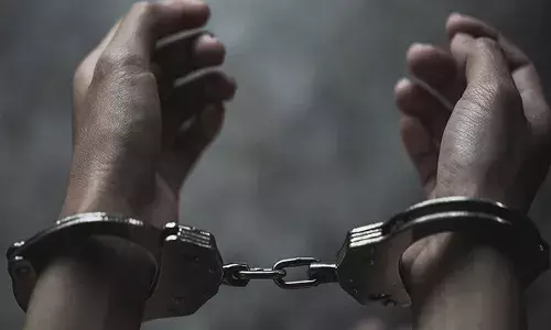 സുഹൃത്തിന്റെ പിറന്നാള്‍ ആഘോഷിക്കാന്‍ ഫാം ഹൗസില്‍ എത്തി; രഹസ്യ വിവരത്തെ തുടര്‍ന്ന് നടത്തിയ പോലിസ് പരിശോധനയില്‍ കണ്ടെത്തിയത് രണ്ട് ലക്ഷം രൂപയുടെ മയക്കു മരുന്നുകള്‍: ആറ് ഐടി ജീവനക്കാര്‍ അറസ്റ്റില്‍