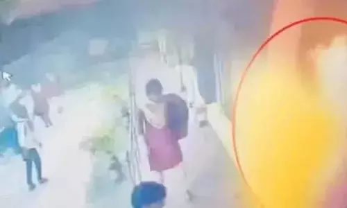 ലൈംഗികാതിക്രമം നടത്തിയ അദ്ധ്യാപകനെതിരെ നടപടിയെടുത്തില്ല; മനം നൊന്ത് ബിഎഡ് വിദ്യാര്‍ത്ഥിനിയുടെ ആത്മഹത്യ; എബിവിപി നേതാവുള്‍പ്പെടെ രണ്ട് പേര്‍ അറസ്റ്റില്‍