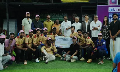 ആവേശം വാനോളം..; അദാനി റോയല്‍സ് കപ്പ്; വാശിയേറിയ പോരാട്ടത്തിനൊടുവിൽ വിഴിഞ്ഞം ബാച്ച്‌മേറ്റ്‌സിന് കിരീടം; കപ്പില്‍ മുത്തമിട്ട് താരങ്ങൾ