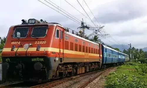 ആലുവയില്‍ പാലത്തില്‍ അറ്റകുറ്റപ്പണി; രണ്ട് തീവണ്ടികള്‍ റദ്ദാക്കി:  നിരവധി ട്രെയിനുകള്‍ വൈകിയോടും