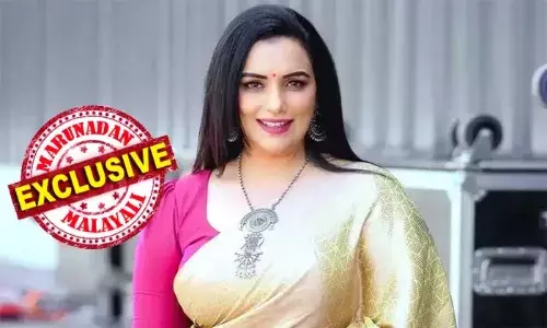 ഐ ആം സീരിയസിലി സര്‍പ്രൈസ്ഡ്... ഷോക്കിംഗ്..! കേസ് എത്തിയത് താരസംഘടനയിലെ മത്സരത്തിന്റെ ഭാഗമെന്ന് കരുതുന്നു; പിന്നില്‍ ആരെങ്കിലും ഉണ്ട്; പരാതിക്കാരനെയും എന്താണ് പരാതിയെന്നും തനിക്ക് അറിയില്ല; ഞാന്‍ ക്രിമിനല്‍ പ്രവര്‍ത്തി ചെയ്‌തെങ്കില്‍ നേരത്തെ കേസ് എടുക്കണ്ടേ; വിവാദ കേസിനെ കുറിച്ച് ശ്വേത മേനോന്‍ മറുനാടനോട്