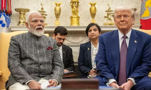 സൗഹൃദം മറന്ന് ട്രംപ് വീണ്ടും ചതിച്ചു; വീണ്ടും യുഎസ് പ്രസിഡന്റിന്റെ കടുത്ത പ്രഖ്യാപനം; റഷ്യയില്‍ നിന്ന് എണ്ണ വാങ്ങുന്നതിന് ഇന്ത്യക്ക് 25 ശതമാനം അധിക തീരുവ കൂടി; ആകെ തീരുവ 50 %; ഉത്തരവില്‍ ഒപ്പുവച്ചതോടെ മൂന്നാഴ്ച്ചയ്ക്കകം പ്രാബല്യത്തില്‍ വരും; കയറ്റുമതി മേഖല ആശങ്കയില്‍