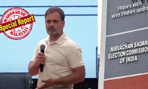 തെരഞ്ഞെടുപ്പ് കമ്മീഷനെതിരെ വോട്ട് മോഷണം ആരോപിച്ചു രാഹുല്‍ ഗാന്ധി; ബിജെപിയുമായി ചേര്‍ന്ന് ഇലക്ഷന്‍ കമ്മീഷന്‍ വോട്ടു മോഷ്ടിക്കുന്നു; മഹാരാഷ്ട്രയില്‍ 40 ലക്ഷം ദുരൂഹ വോട്ടര്‍മാര്‍ വന്നു; 5 മണി കഴിഞ്ഞപ്പോള്‍ അസാധാരണ പോളിങ് വന്നു; എല്ലാ മണ്ഡലങ്ങളിലും ഇരട്ട വോട്ടര്‍മാര്‍; വ്യാജ വിലാസത്തില്‍ വോട്ടര്‍പട്ടികയില്‍ നിരവധിപ്പേര്‍; ആ ആറ്റം ബോംബുമായി രാഹുലിന്റെ വാര്‍ത്താസമ്മേളനം