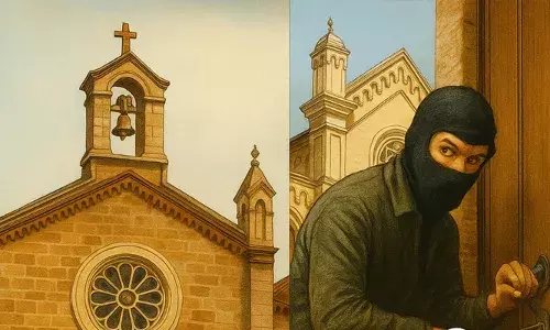 കാന്തം ഉപയോഗിച്ച്  ഭണ്ഡാരങ്ങളില്‍ നിന്നും പണം കവർന്നു; മോഷണത്തിനിടെ ഫോൺ അബദ്ധത്തിൽ ഭണ്ഡാരത്തില്‍ വീണു; കിണഞ്ഞ് പരിശ്രമിച്ചിട്ടും ഫലമില്ല; വിനയായത് അതിബുദ്ധി