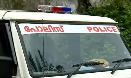 കോടതി വളപ്പിൽ കൊലക്കേസ് പ്രതികളുടെ വീഡിയോ ചിത്രീകരിച്ചു; സമൂഹ മാധ്യമങ്ങളിൽ പ്രചരിപ്പിച്ചു; എട്ടുപേർ അറസ്റ്റിൽ