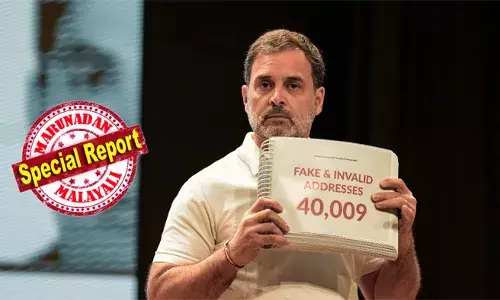 ലോക്‌സഭാ വോട്ടര്‍ പട്ടികയിലെ ക്രമക്കേട്: രാഹുല്‍ ഗാന്ധിക്ക് നോട്ടീസ് അയച്ചു കര്‍ണാടക തെരഞ്ഞെടുപ്പു കമ്മീഷന്‍; വാര്‍ത്താസമ്മേളനത്തില്‍ പ്രദര്‍ശിപ്പിച്ച രേഖകള്‍ തെരഞ്ഞെടുപ്പു കമ്മീഷന്റേതല്ല; ശകുന്‍ റാണി എന്ന സ്ത്രീ രണ്ടു തവണ വോട്ടു ചെയ്‌തെന്ന രേഖകള്‍ ഹാജറാക്കാന്‍ നിര്‍ദേശം; ധൈര്യമുണ്ടെങ്കില്‍ രാഹുലിനെതിരെ ക്രിമിനല്‍ കേസെടുക്കട്ടെയെന്ന് കെ സി വേണുഗോപാല്‍