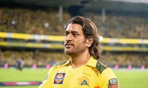 മഹി ഭായി അടുത്ത സീസണിലുണ്ടാകുമോ..?; എന്റെ കാൽമുട്ടിലെ വേദന ആര് നോക്കുമെന്ന് മറുപടി; തീരുമാനമെടുക്കാൻ ഇനിയും സമയമുണ്ടെന്ന് ധോണി