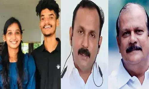കോതമംഗലത്ത് സോനയുടെ ആത്മഹത്യയ്ക്ക് പിന്നില്‍ ലവ് ജിഹാദെന്ന് ബിജെപി;  കേരളത്തിലെ സമാനസംഭവങ്ങളില്‍ അന്വേഷണം വേണമെന്ന് ഷോണ്‍ ജോര്‍ജ്; സഖാവ് വി എസ് പറഞ്ഞു, കല്ലറങ്ങാട്ട് പിതാവ് പറഞ്ഞു, വെള്ളാപ്പള്ളി നടേശന്‍ പറഞ്ഞു, ലൗജിഹാദ് ഉള്ളതാണെനനും കേരള സ്‌റ്റോറി സത്യമാണെന്നും പി സി ജോര്‍ജ്