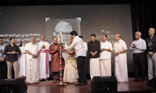കോഴിക്കോടിനെ വിസ്മയപ്പിച്ച് ഗോപിനാഥ് മുതുകാടിന്റെ ഇല്യൂഷന്‍ ടു ഇന്‍സ്പിരേഷന്‍