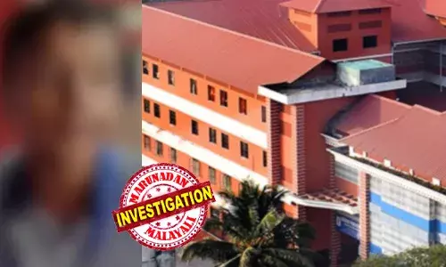 സ്‌കൂളിലെത്താന്‍ വൈകിയതിന് അഞ്ചാം ക്ലാസുകാരനോട് ക്രൂരത;  വെയിലത്ത് ഗ്രൗണ്ടില്‍ ഓടിച്ചു;  ഇരുട്ട് മുറിയില്‍ ഒറ്റയ്ക്ക് ഇരുത്തി;  പുറത്താക്കുമെന്ന് ഭീഷണിപ്പെടുത്തി;  തൃക്കാക്കരയിലെ സ്‌കൂളിനെതിരെ പരാതിയുമായി രക്ഷിതാക്കള്‍