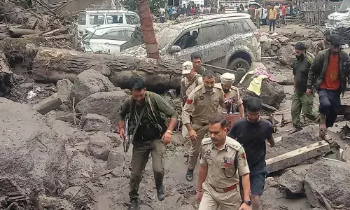 കിഷ്ത്വാര്‍ മിന്നല്‍ പ്രളയം; കാണാതായവര്‍ക്കു വേണ്ടിയുള്ള തിരച്ചില്‍ ഇന്നും തുടരും: നൂറിലധികം പേരെ കണ്ടെത്താനുണ്ടെന്ന് റിപ്പോര്‍ട്ട്