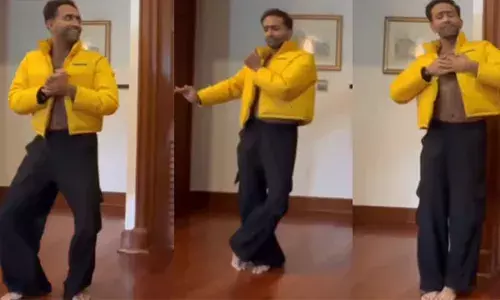 അലെെപായുതേ കണ്ണാ...; വീടിനുള്ളിലെ ഹാളിൽ മുഴങ്ങിയ ഗാനം; ഒരാളുടെ ക്ലാസിക്കൽ ഡാൻസ് കണ്ട് അമ്പരന്ന് ആരാധകർ; മഞ്ഞ ഹൂഡിയിട്ട് താളത്തിനൊപ്പമാടി പ്രിയ താരം; അണ്ണാ..കിടിലമെന്ന് കമെന്റുകൾ