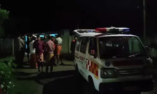 പാലക്കാട് യുവാവിനെ വീട്ടില്‍ കയറി വെട്ടിക്കൊന്നു; കൊല നടത്തിയത് ഇന്നലെ രാത്രി പത്ത് മണിയോടെ: ഓടി രക്ഷപ്പെട്ട പ്രതിക്കായി തിരച്ചില്‍