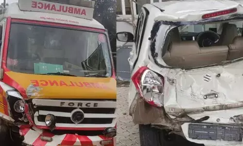 പെട്രോൾ പമ്പിലേക്ക് തിരിഞ്ഞ കാർ; നിമിഷനേരം കൊണ്ട് കുതിച്ചെത്തിയ ആംബുലൻസ് ഇടിച്ചുകയറി അപകടം; രക്ഷപ്പെട്ടത് തലനാരിഴയ്ക്ക്; സംഭവം കോട്ടയത്ത്