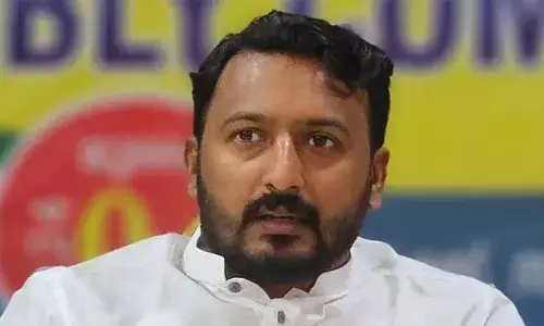 രാഹുലിനെതിരെയുളള ഫോണ്‍ സംഭാഷണത്തില്‍ കേസ് എടുപ്പിക്കാനൊരുങ്ങി ഇടത് നേതാക്കള്‍; അന്വേഷണം ആവശ്യപ്പെട്ട് പരാതി നല്‍കും; തെളിവായി ഫോണ്‍ സംഭാഷണം സ്വീകരിക്കണമെന്ന് ആവശ്യപ്പെടും