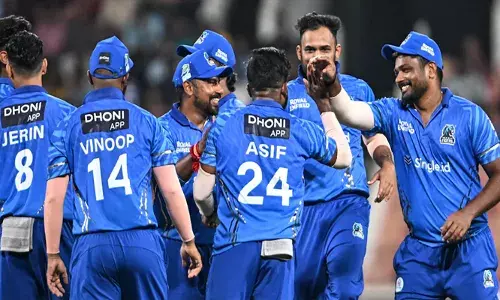 കേരള ക്രിക്കറ്റ് ലീഗ്; സഞ്ജു സാംസൺ ഇന്നിറങ്ങും; ജയം തുടരാൻ കൊച്ചി ബ്ലൂ ടൈഗേഴ്‌സ്; എതിരാളികൾ ആലപ്പി റിപ്പിൾസ്