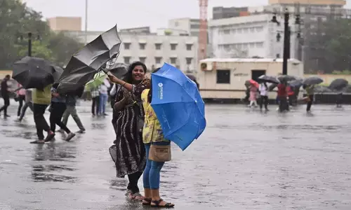 പേമാരി വരുന്നേ..; കേരളത്തിൽ വീണ്ടും ശക്തമായ മഴയ്ക്ക് സാധ്യത; വിവിധ ജില്ലകളിൽ യെല്ലോ അലർട്ട്; മുന്നറിയിപ്പ് നൽകി അധികൃതർ